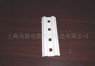 鍍鋅沖孔橋架 鍍鋅沖孔橋架